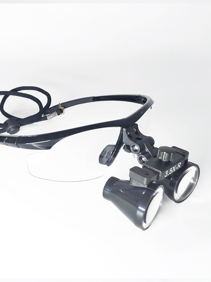 Eyeglass Magnifier